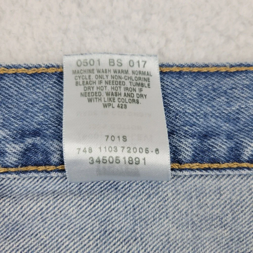 Levis 505 Shorts Mens 33 Blue Denim Regular Fit High Rise Zipper Fly Jeans - Picture 7 of 9